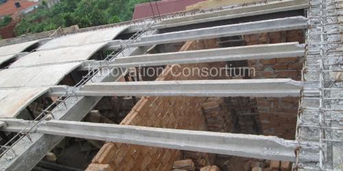 ic_precast_2 - Innovation Consortium precast slab installation